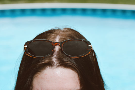 Minimal croc with gold handles