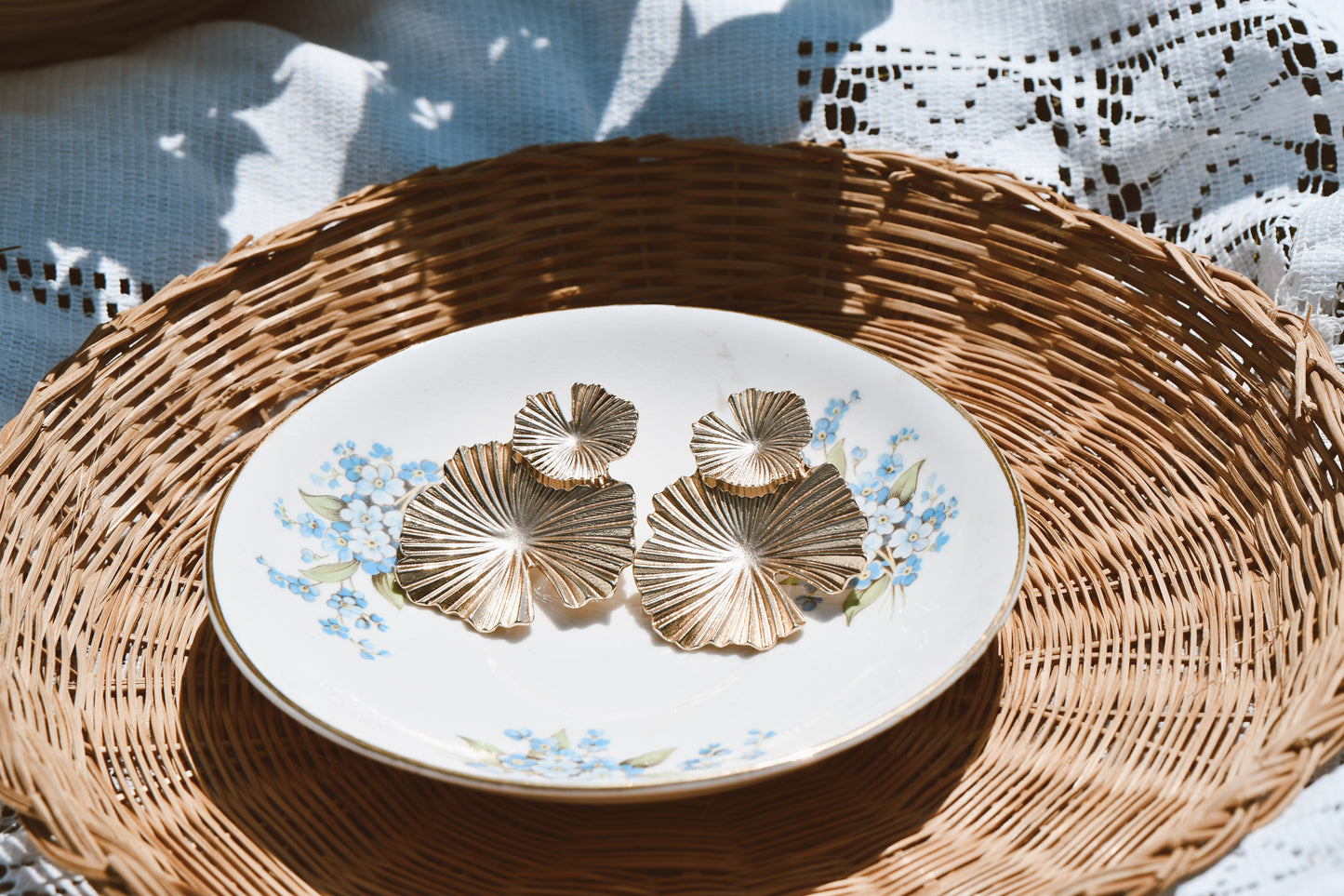 16k Gold plated leaf Drop