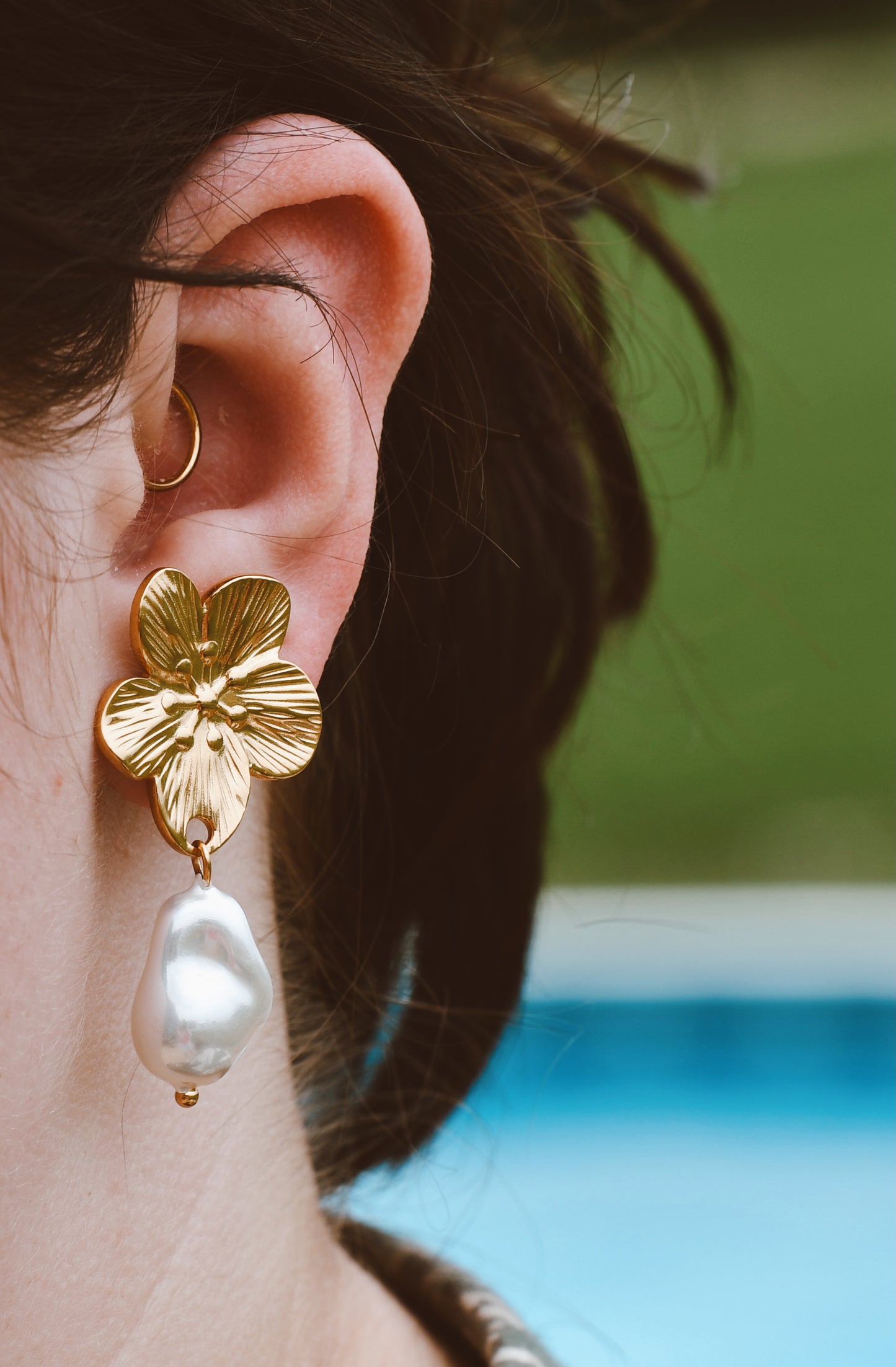 Gold Pastoral Flower, pearl drop