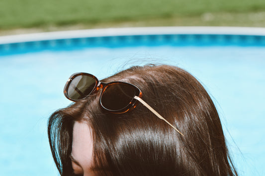 Minimal croc with gold handles