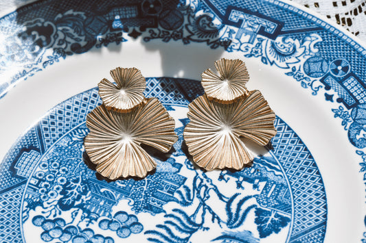 16k Gold plated leaf Drop