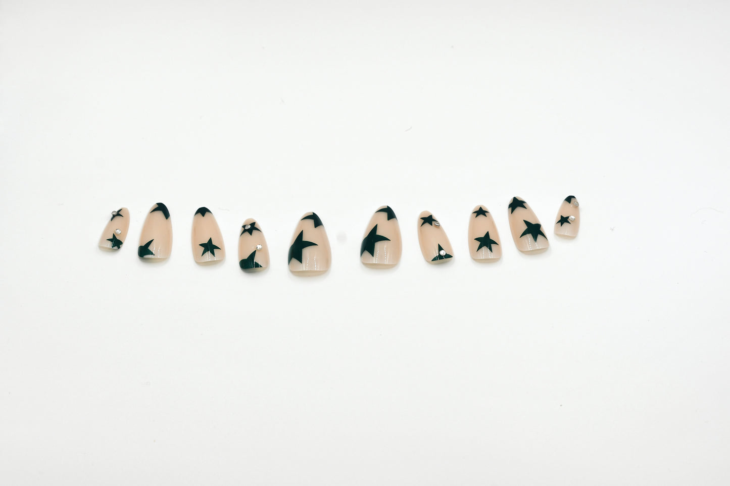 Green star nails, 3D gems