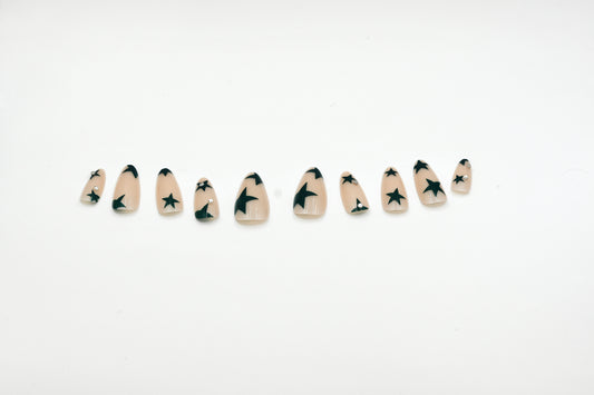 Green star nails, 3D gems